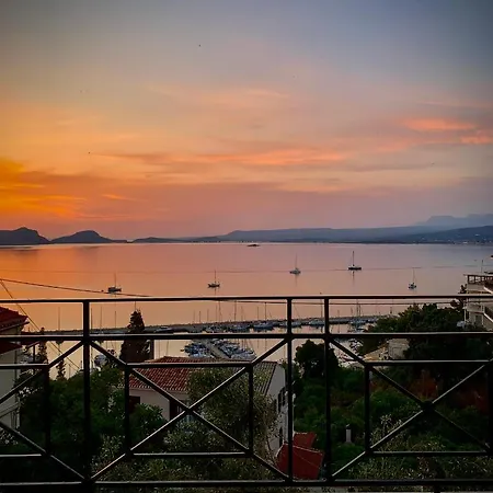 Zoe'S Sea View Apartment Pylos Exterior photo